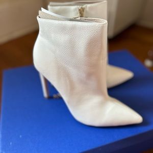 NWOT Raye White Boots US 8